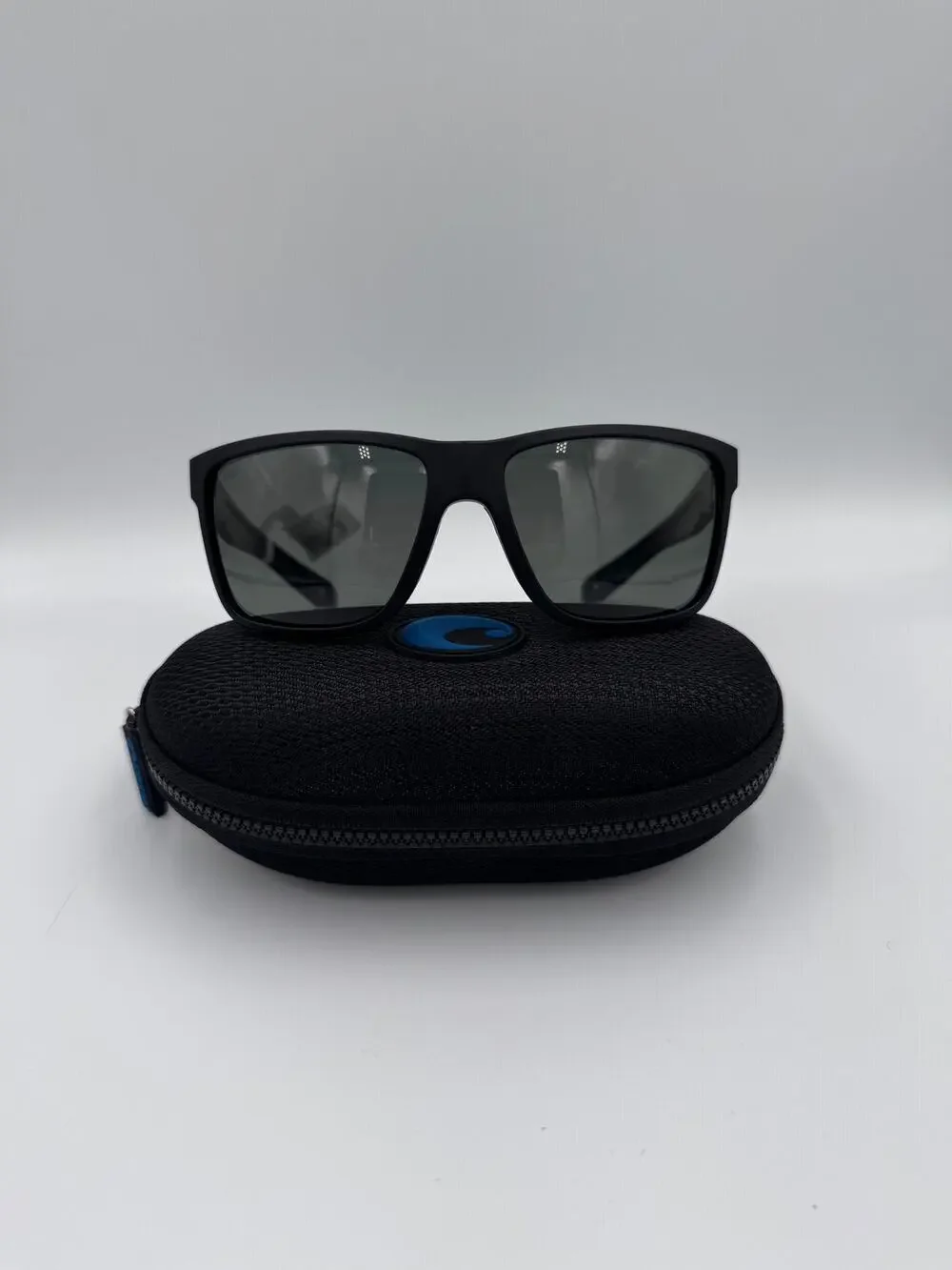 New Costa Broadbill II Sunglasses Men's Matte Black Frame Gray Lens Polarized